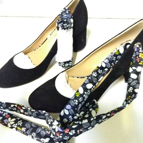 Enzo Satin ankle wrap shoes - Picture 4 of 4